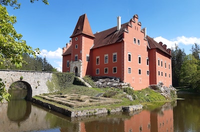 Zámek Červená Lhota